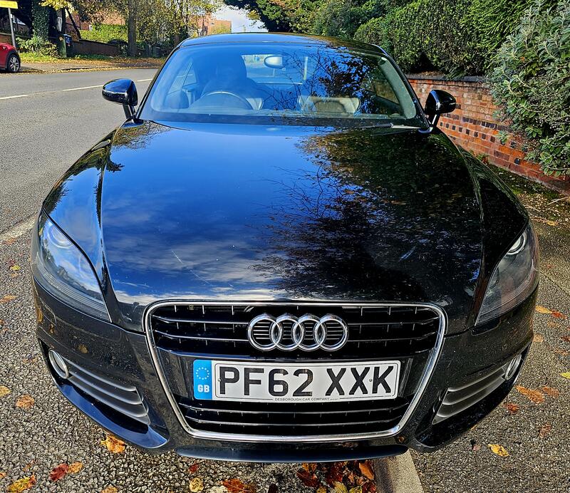AUDI TT