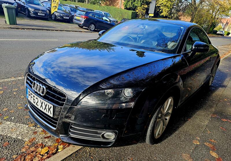 AUDI TT