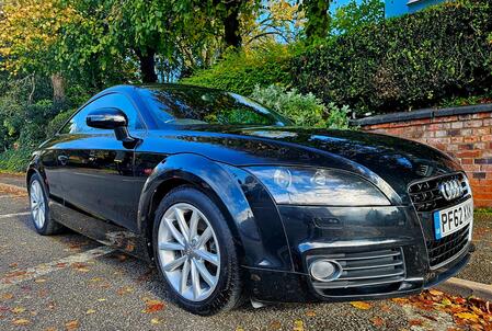 AUDI TT 1.8 TFSI Sport