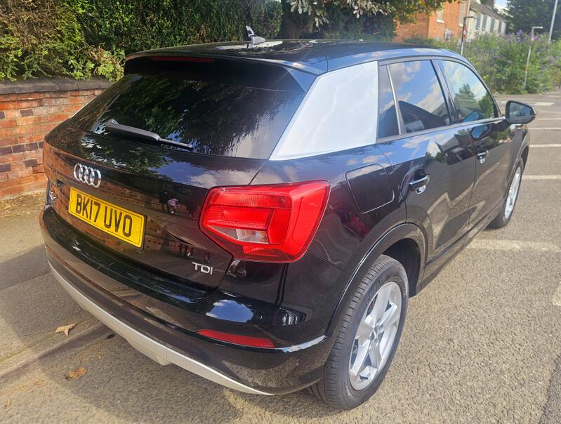 AUDI Q2