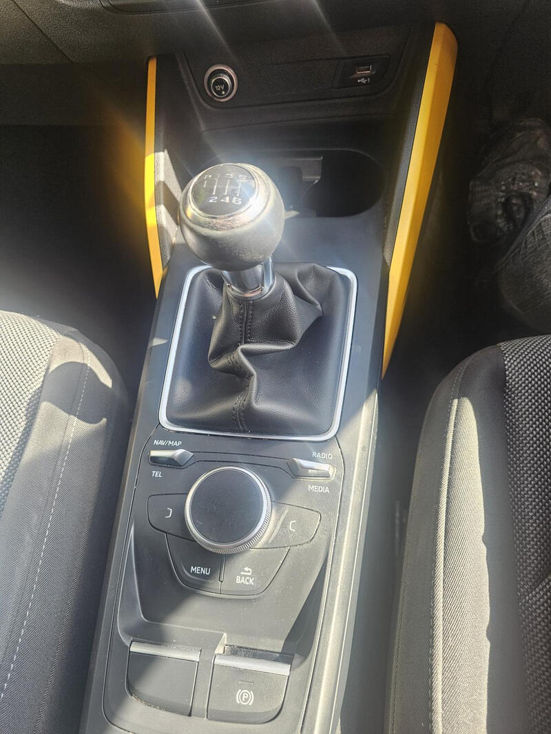 AUDI Q2