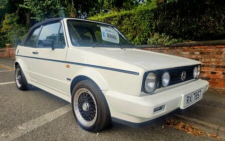 VOLKSWAGEN GOLF 1.8