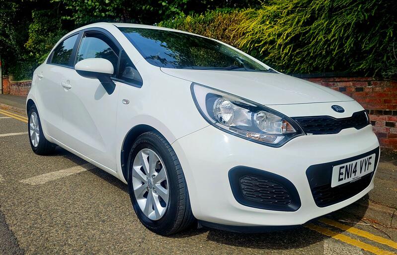 KIA RIO 1.3 VR7